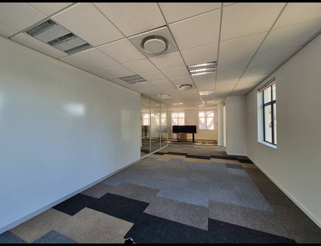 840M² OFFICE TO LET IN ILLOVO